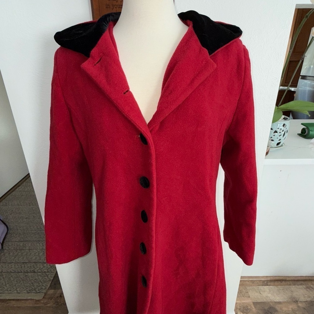 JG Hook 100% Wool Red Coat Black Velvet Inner Hood and Buttons Size 8 - Picture 2 of 16